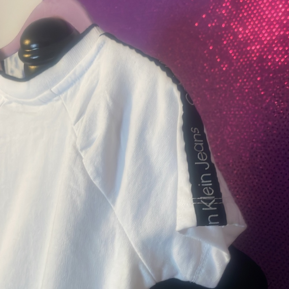 Calvin Klein Jeans 2 piece set - Picture 5 of 10
